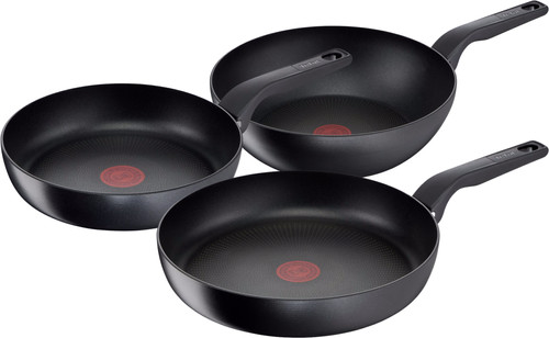 Tefal Hard Titanium Pro Koekenpannenset 24 + 28 cm + Wokpan 28 cm Main Image