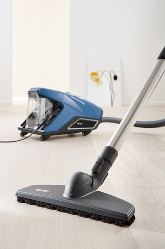 - DE BESTE STOFZUIGER: MIELE BLIZZARD CX1 PARQUET POWERLINE TECHBLAUW