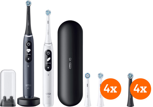 Oral-B iO 7 Zwart en Wit Duopack + iO Ultimate Clean opzetborstels (8 stuks) Main Image