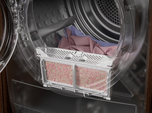 AEG TR73CB96 SensiDry product in use