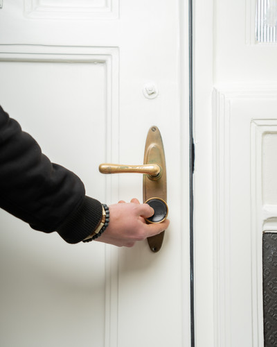 Bold Elite Smart Lock SX33 Zwart + Bold Connect product in gebruik