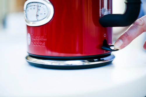 Russell Hobbs Retro Ribbon Rood - Coolblue - Voor morgen in huis
