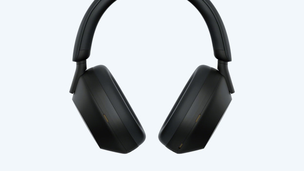 Sony WH-1000XM5: 30-hour battery life