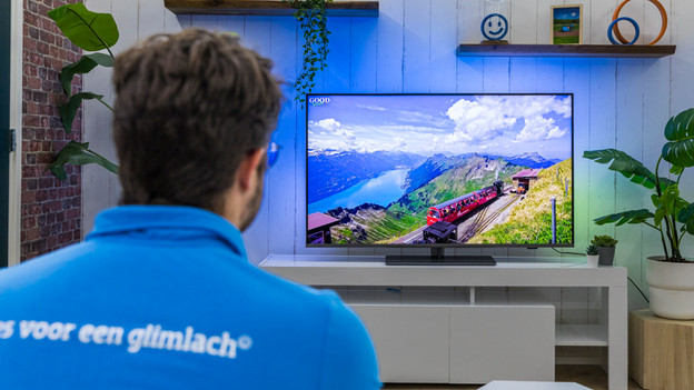 Kleuren Philips The One (PUS8808)