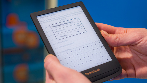 WiFi internet e-reader