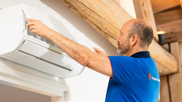Hoe verwarmt een split airco?