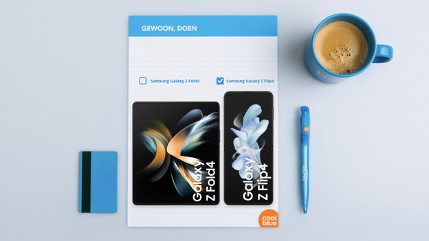 Flip 4: 6.7-inch Full HD screen, unsuitable for S Pen