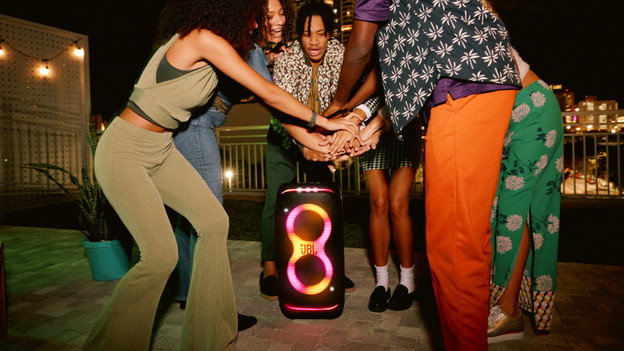 Connect more speakers via Auracast