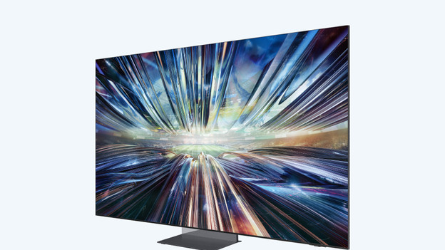 QN900D: invisible bezel