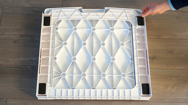 Nu kan je het tussenstuk omdraaien voor de plaatsing.