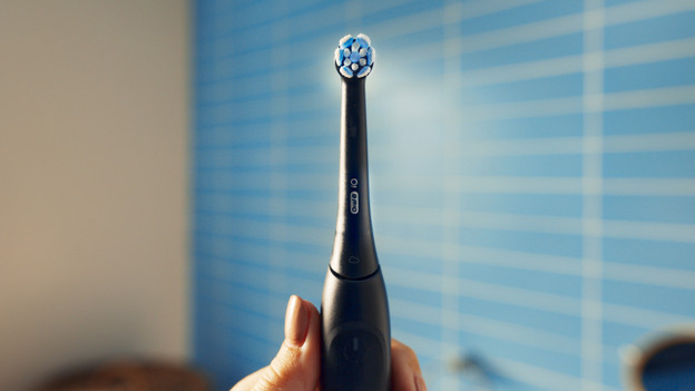 Replace your Oral-B brush attachment regularly