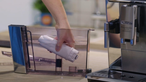 Fully automatic machine: a lot of work