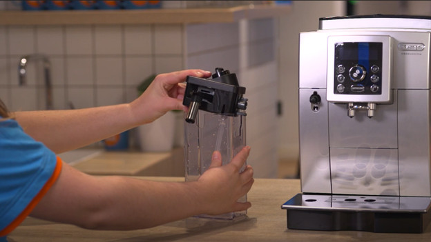 Assemble the milk system