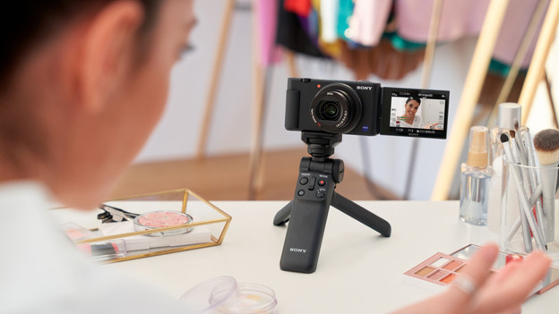 First impression of the Sony ZV-1