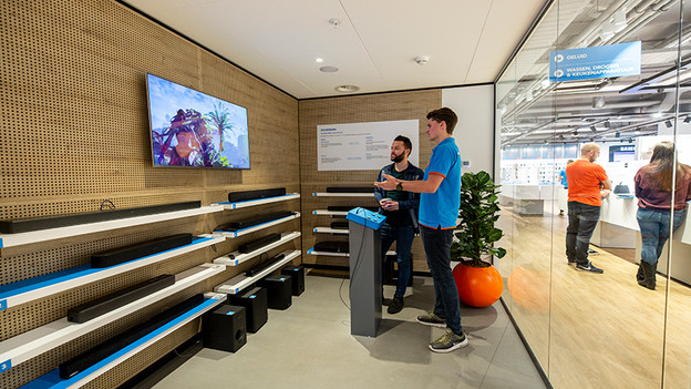 Testing soundbars in the store