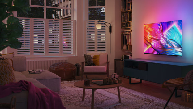 The One 8909: 3 HDMI poorten en één voet