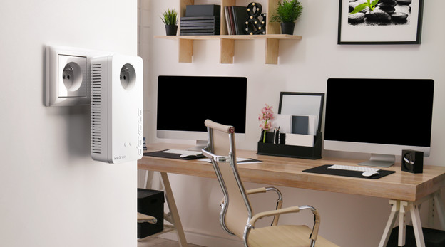 Powerline adapter in use