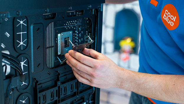 Verwijder huidige processorkoeler en cpu