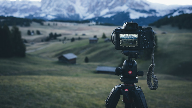 What's a tripod head