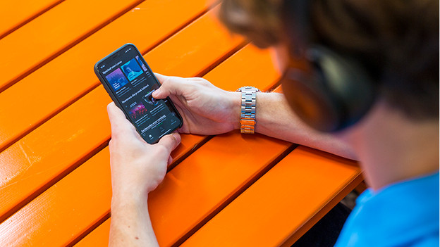 Muziek luisteren via Spotify