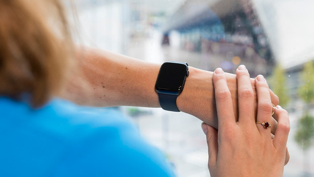 Apple Watch SE altimeter