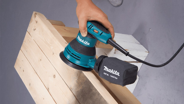 Excenterschuurmachine: vlakke en gebogen oppervlakken