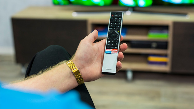 Afstandsbediening van de Hisense H55O8B OLED tv