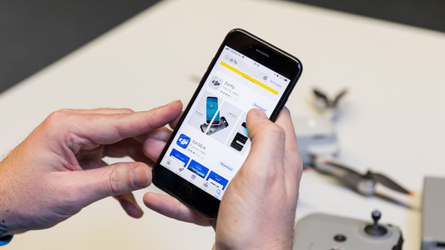 Download de DJI Fly app