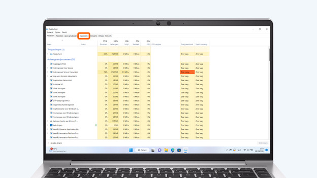 Klik dan op het tabblad 'Opstarten'.
