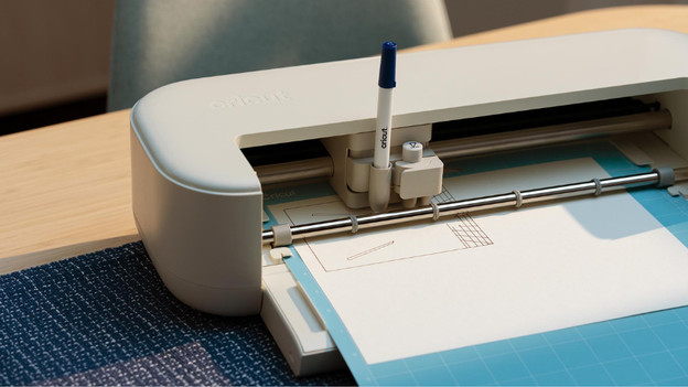 Cricut Explore 5 in use