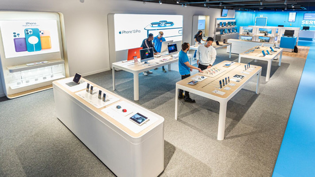 The Apple shop-in-shop in Rotterdam Alexandrium