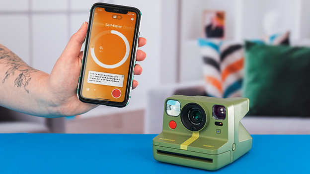 Polaroid Now+: 2 modes for far away and up close