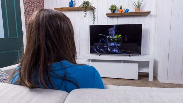 Black levels Philips The Xtra 9008