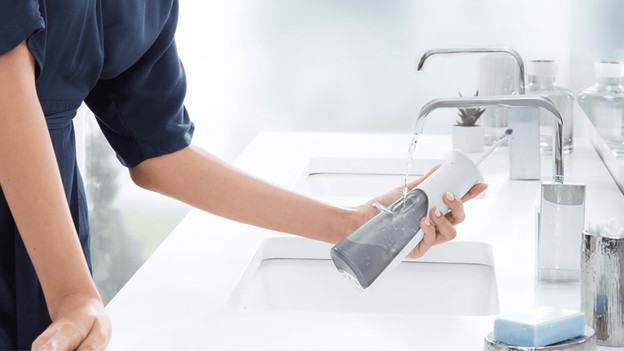 Flosapparaat vullen met water