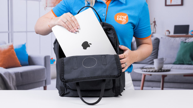 MacBook Air M2 (2022): for on the go