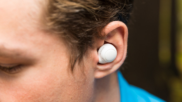 Sony WF-C500: compact formaat