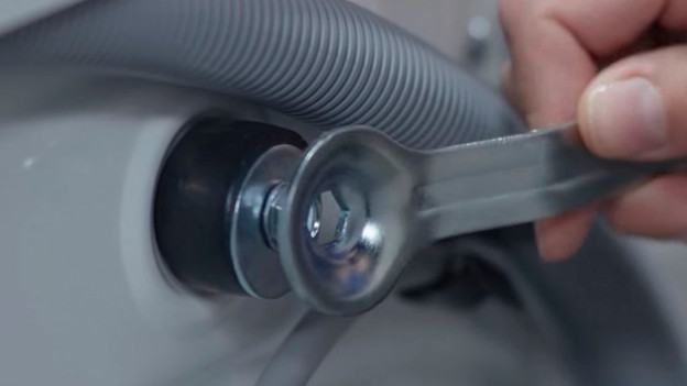 Transit bolts washing machine