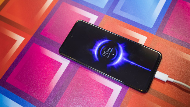 Xiaomi: average battery life, charge in 40 minutes