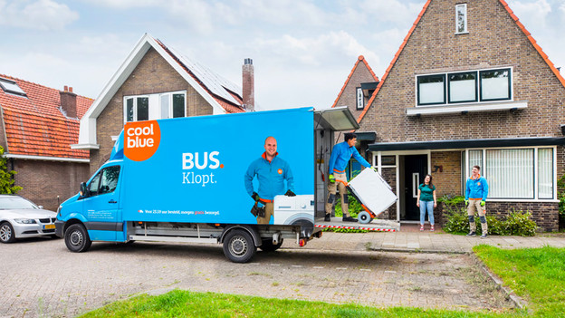 Coolblue bezorgers met droger