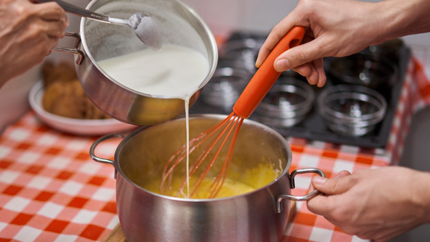 Crème brûlée ceramics