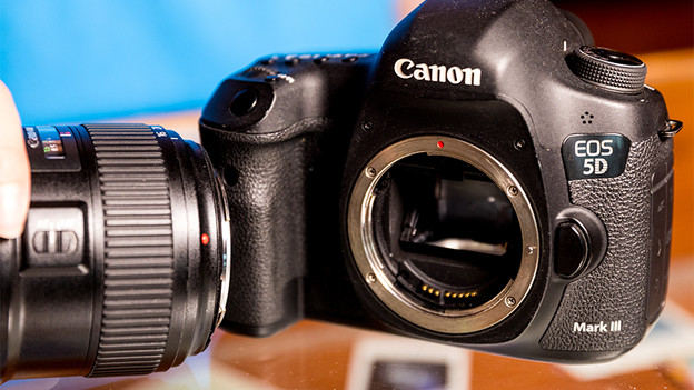 Lens mount Canon SLR cameras