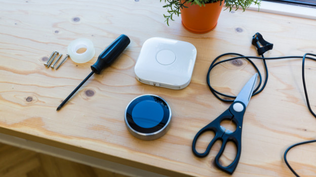 Get started with stripping the power cord