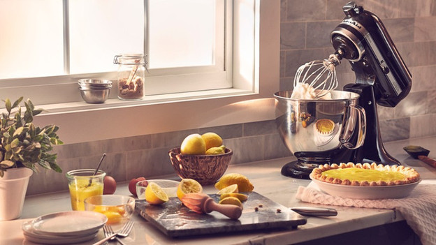 Blender and immersion blender