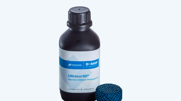 Resin 3D printer: expensive printing material