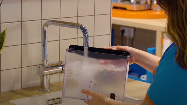 Sluit de machine aan