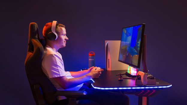 Shooters and racing games