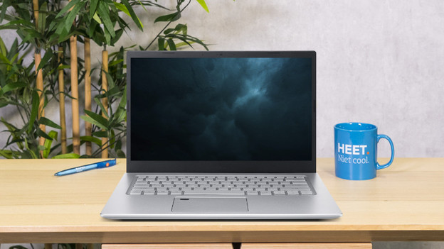 Medium-sized laptops