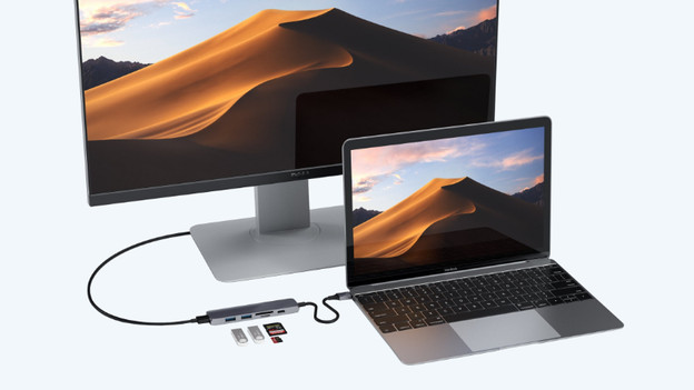 Monitor connected to laptop via docking station