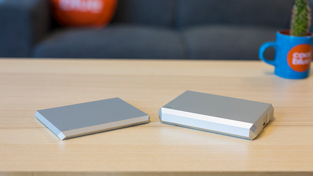 Opslagcapaciteit externe HDD monitor toetsenbord