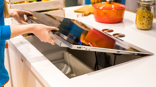 Cooktop that is placed in the niche